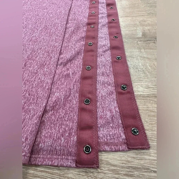 Lululemon Vinyasa Scarf *Rulu Heathered Auburn - Picture 7 of 8